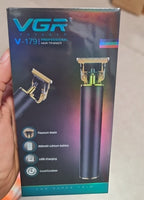 Mașină de Tuns VGR V-179 - Autonomie 120 min, USB, 3 Capete, Lama Inox/titan, 1mm, 2mm, 3mm
