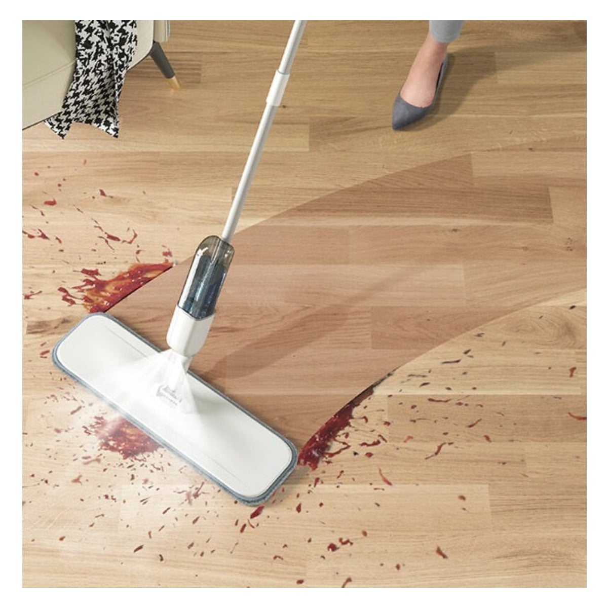 Mop cu pulverizare și rotație la 360 de grade